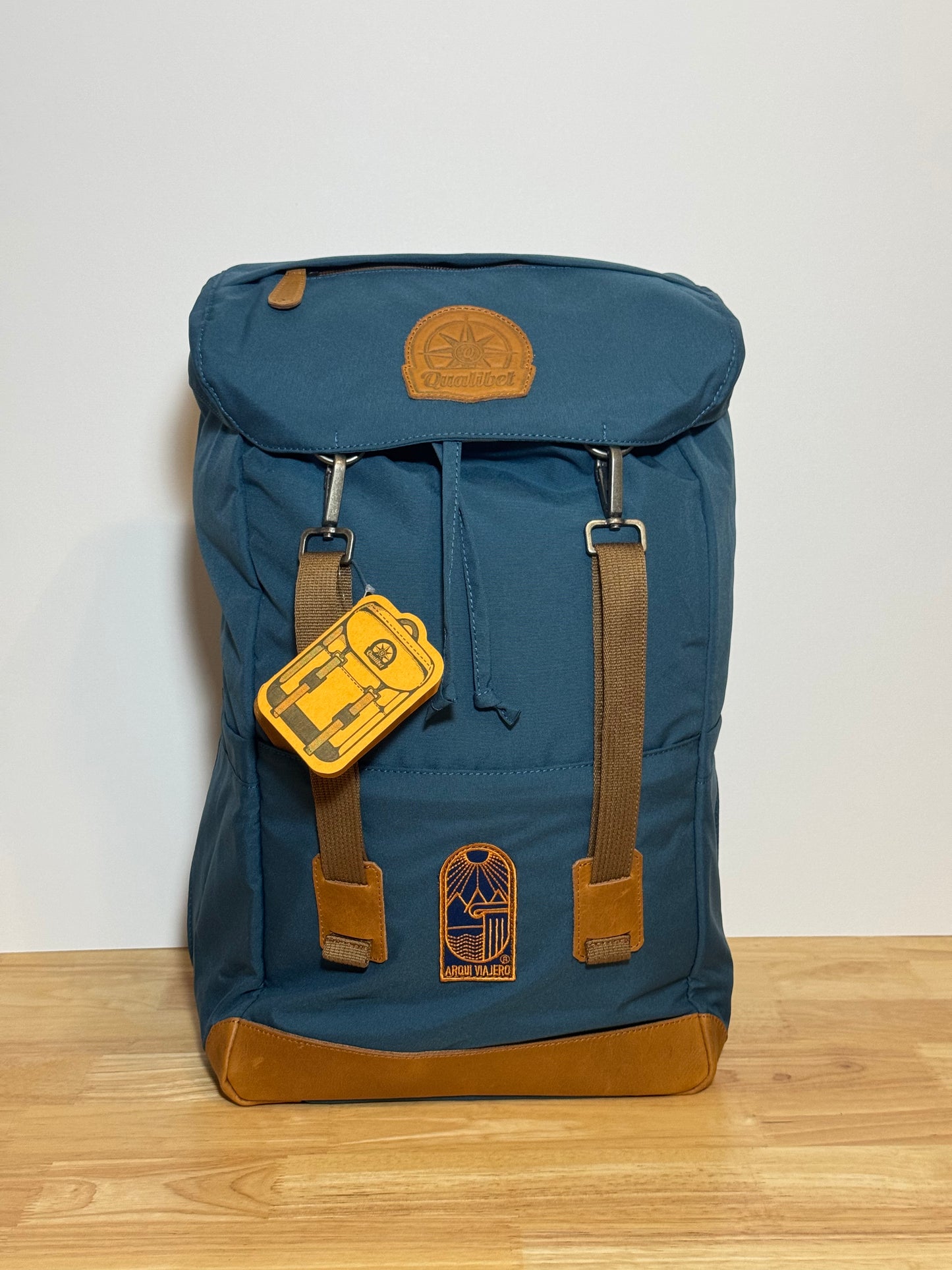 ARQUI - Carrera Backpack (Metal Hooks)