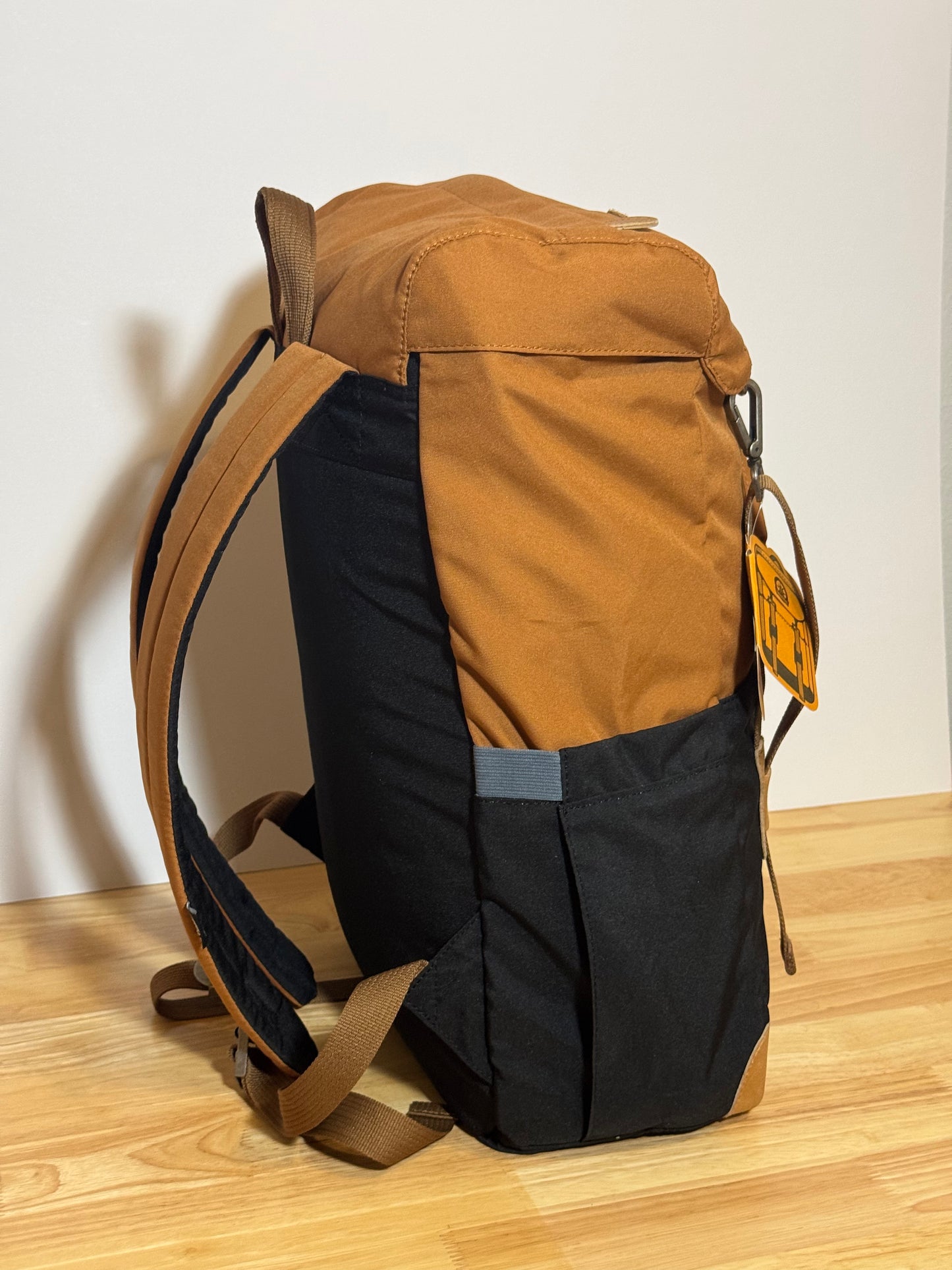 ARQUI - Carrera Backpack (Metal Hooks)
