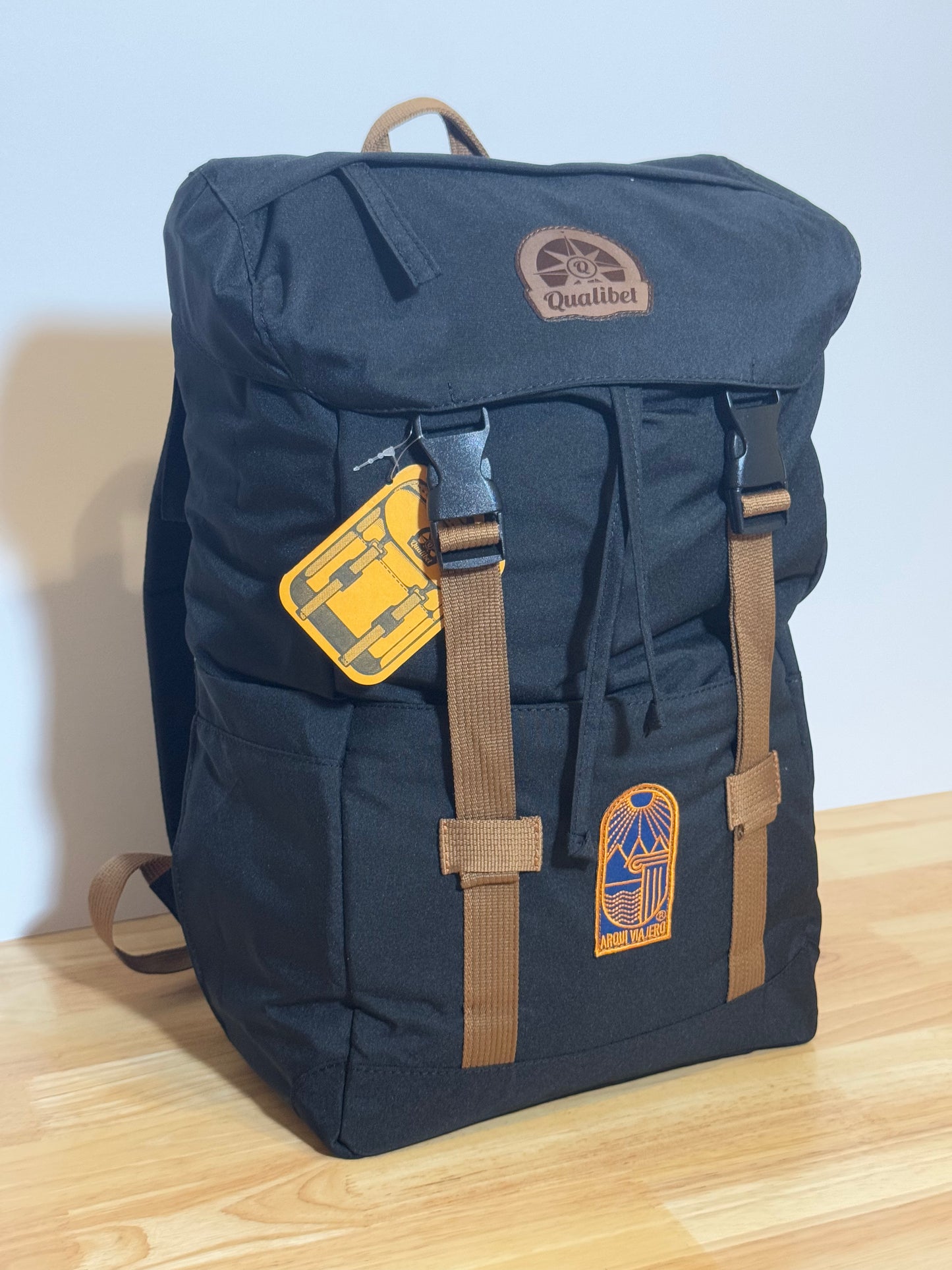 ARQUI - Carrera Backpack (Vegan Hooks)