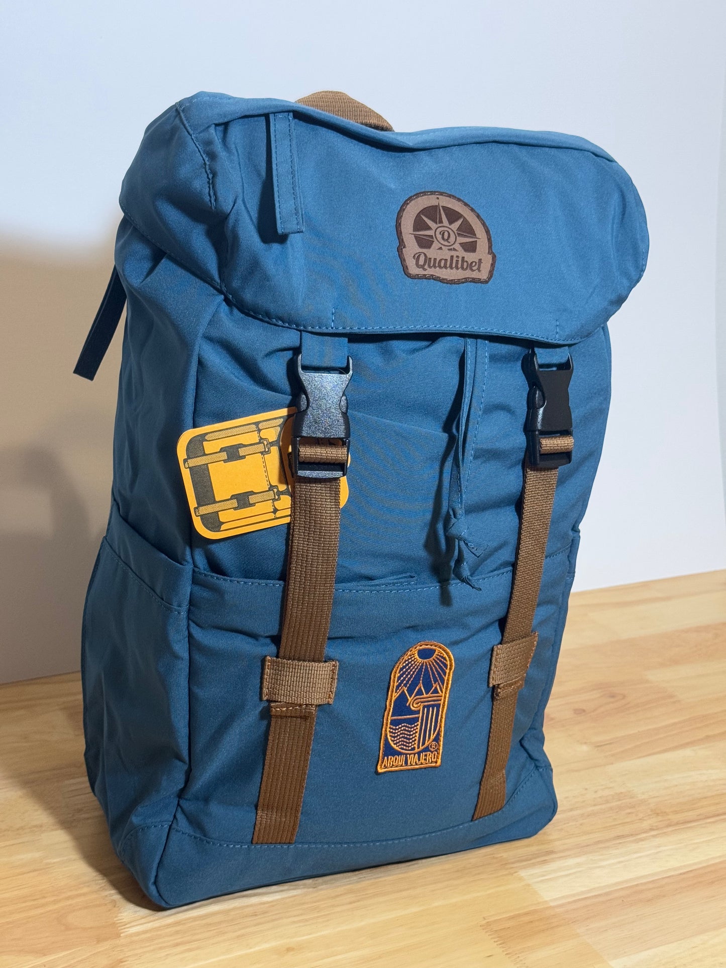 ARQUI - Carrera Backpack (Vegan Hooks)