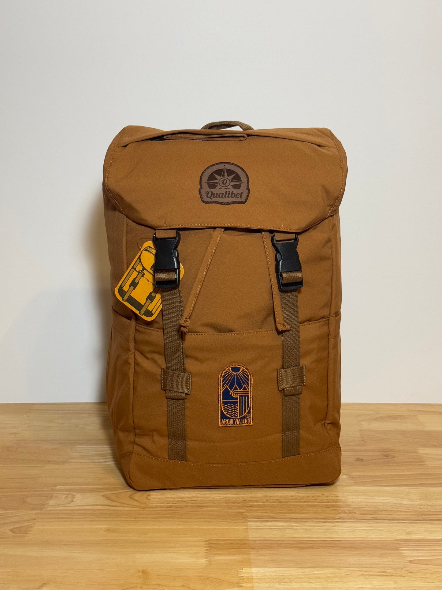 ARQUI - Carrera Backpack (Vegan Hooks)