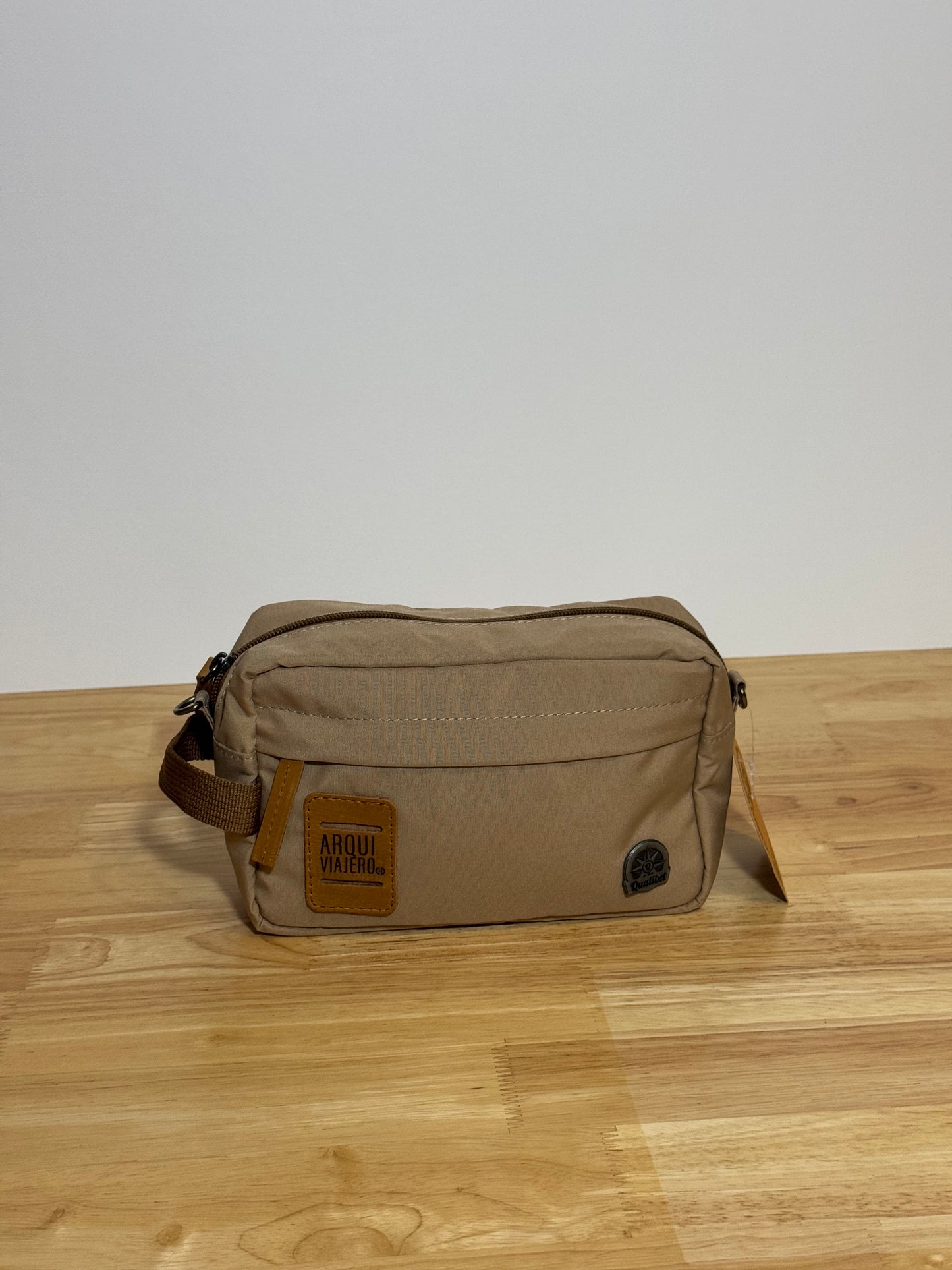 ARQUI - Personal Travel Case