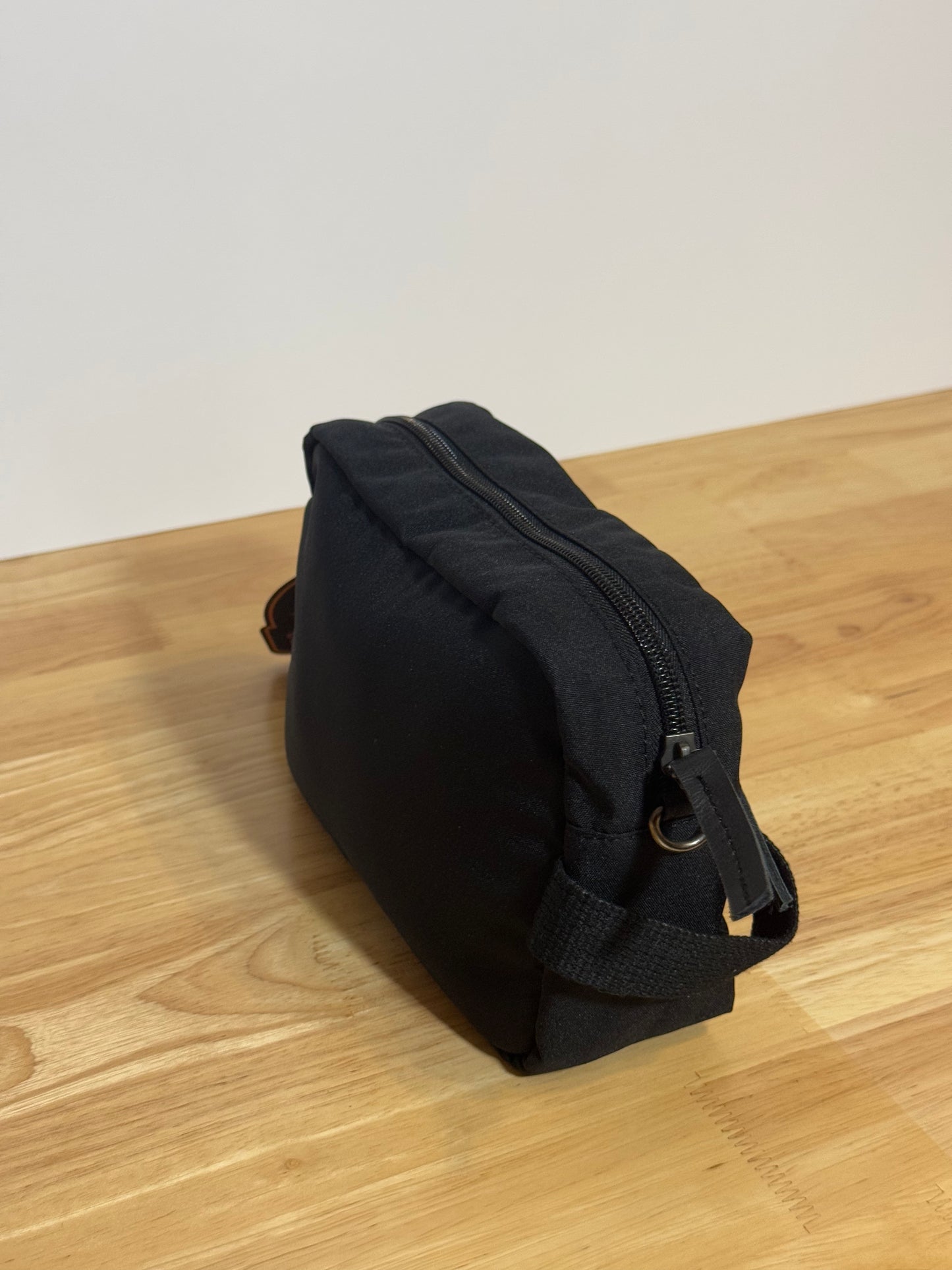 ARQUI - Personal Travel Case